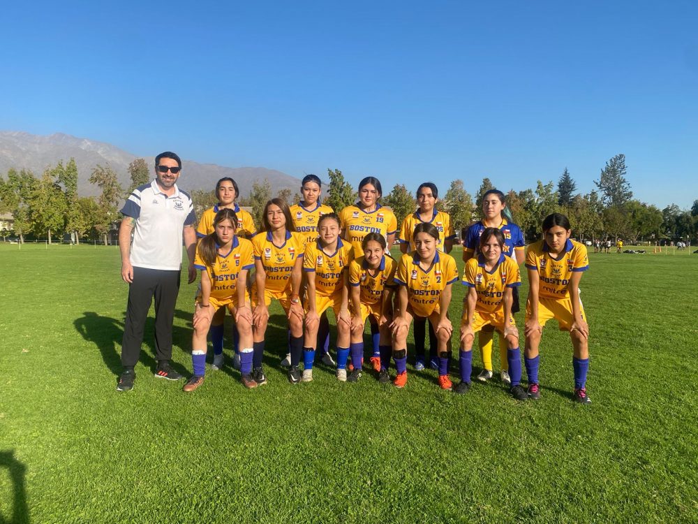 Nuestro equipo de Fútbol Damas Superior sumó su tercer triunfo al hilo en la Copa Soprole UC
