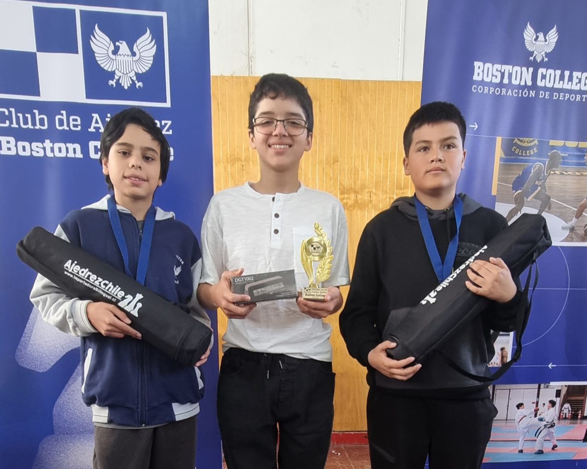 Boston College La Farfana brilló en el XI Torneo de Ajedrez Boston College