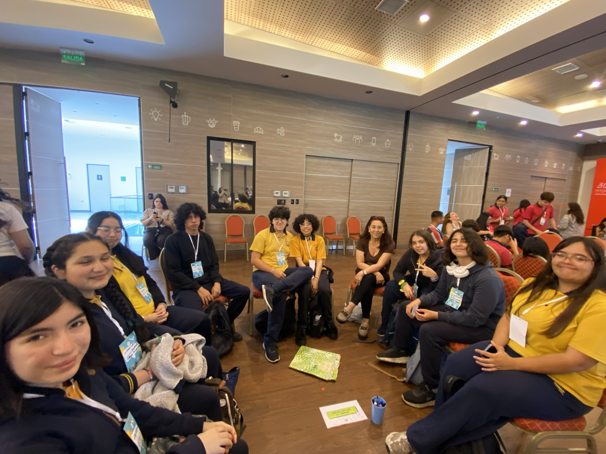 ¡Líderes en acción! Estudiantes se preparan para promover un uso digital responsable