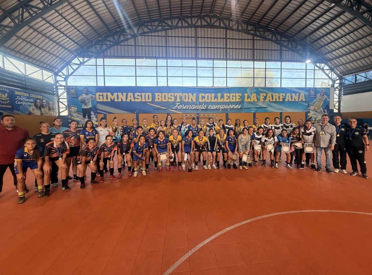 El futsal sudamericano se tomó nuestro gimnasio en una vibrante definición de la Copa Interclubes C-17