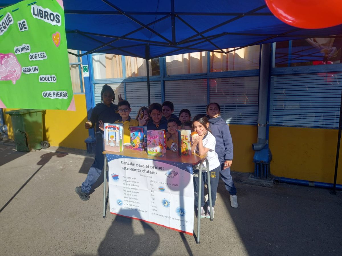 CRA: Primer Trueque de Libros