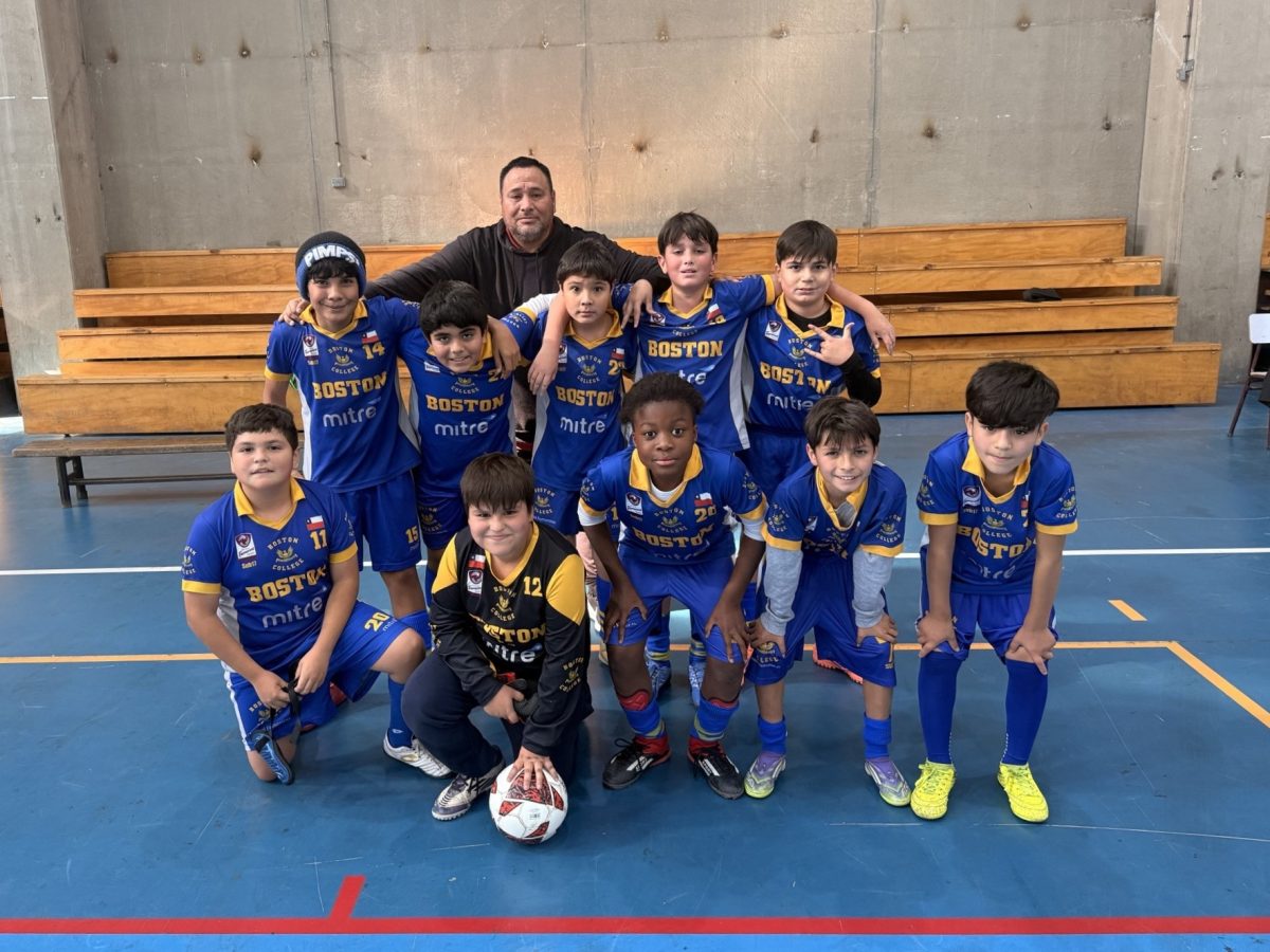 Nuestro colegio suma importantes triunfos en el torneo comunal de Futsal Sub-12