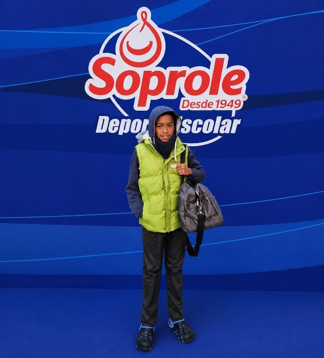 Samuel Muñoz representa a Boston College La Farfana en el Clasificatorio de Natación Soprole 2026