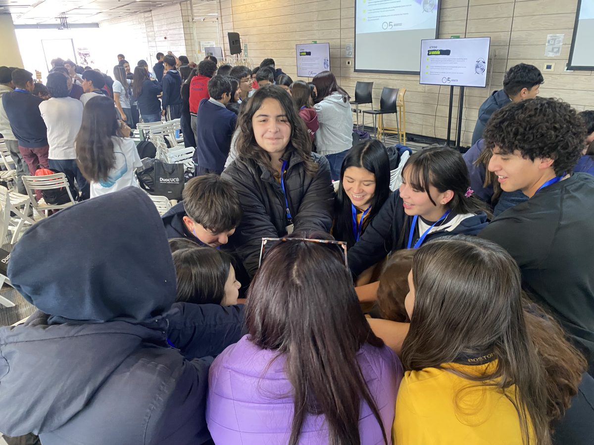 ¡Contra Corriente! Estudiantes fortalecen su liderazgo para construir una convivencia libre de violencia